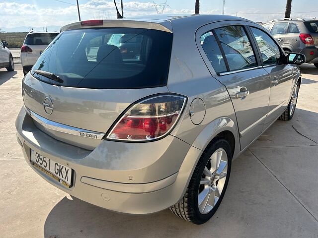 OPEL ASTRA ELITE 1.9 CDTI AUTO SPANISH LHD IN SPAIN ONLY 55000 MILES SUPERB 2009